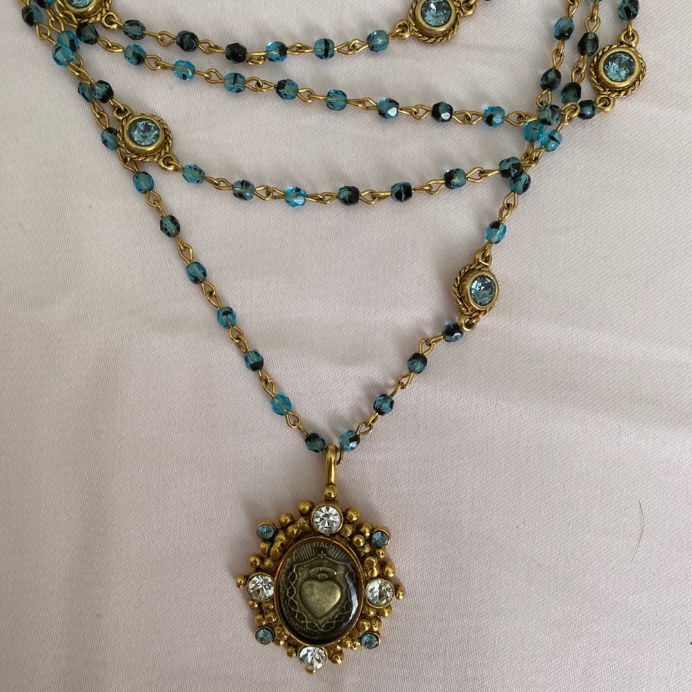VSA necklace